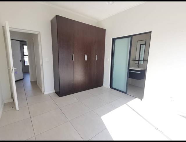 2 BEDROOM PROPERTY TO RENT IN GREENSTONE HILL